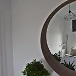 West / Parking Free Апартаменты Вроцлав