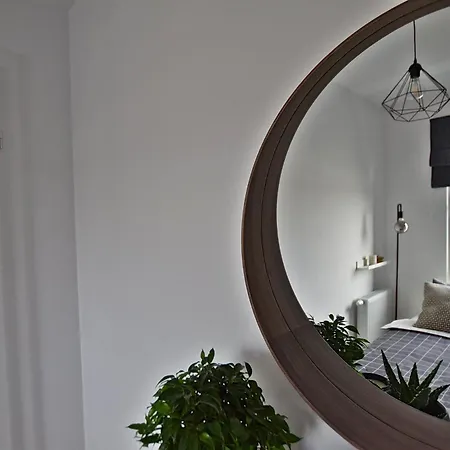 West / Parking Free Apartment Wroclaw