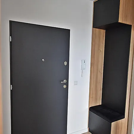 West / Parking Free Вроцлав