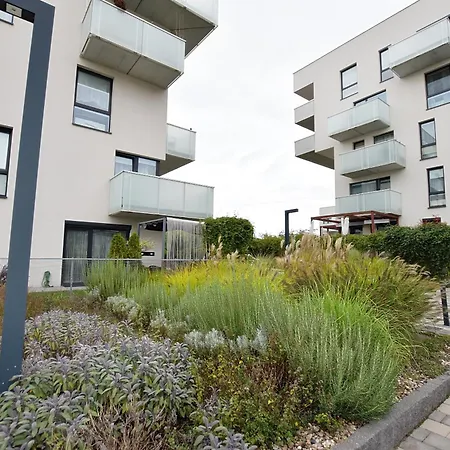 West / Parking Free * 弗罗茨瓦夫